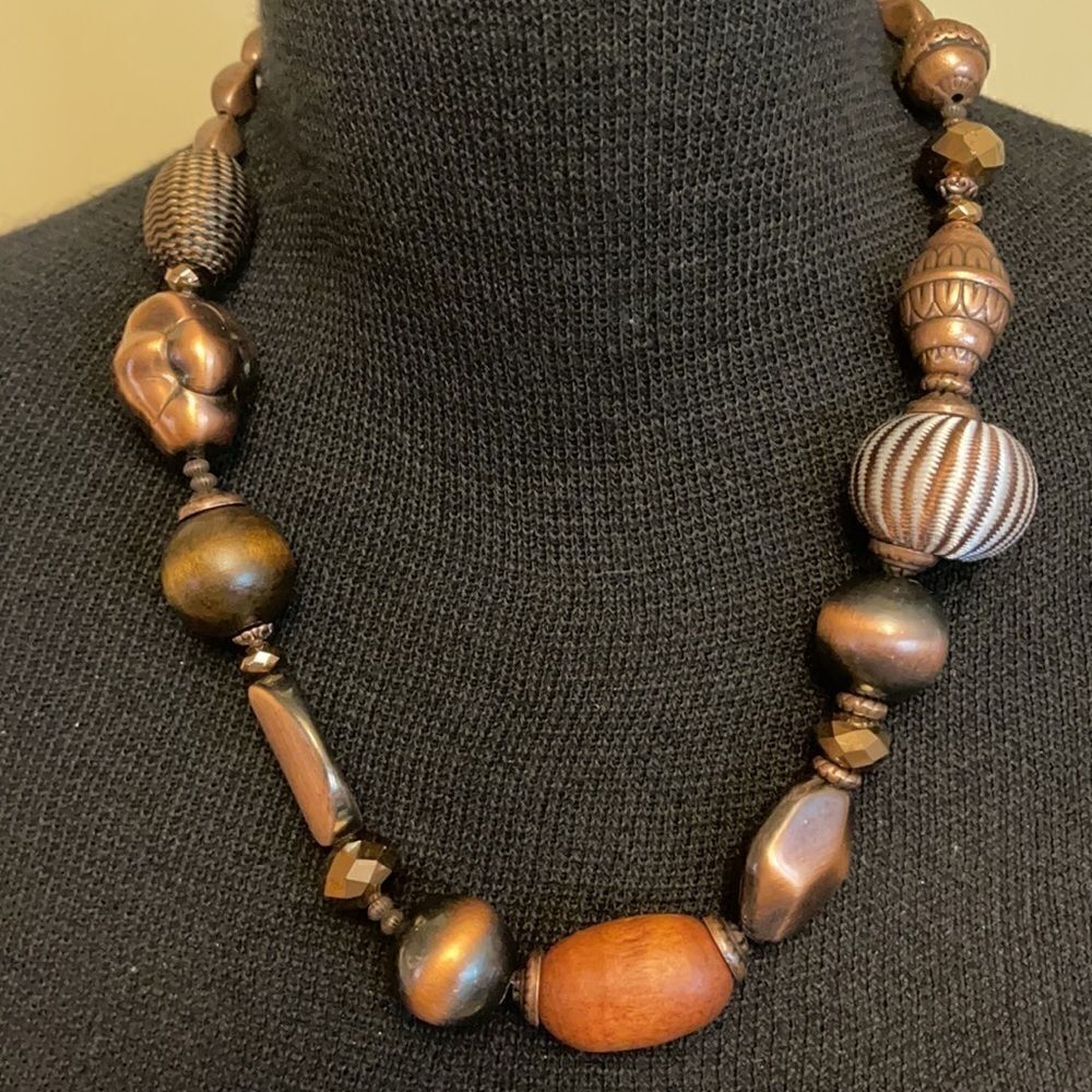 Designer costume 18” copper tone bead necklace